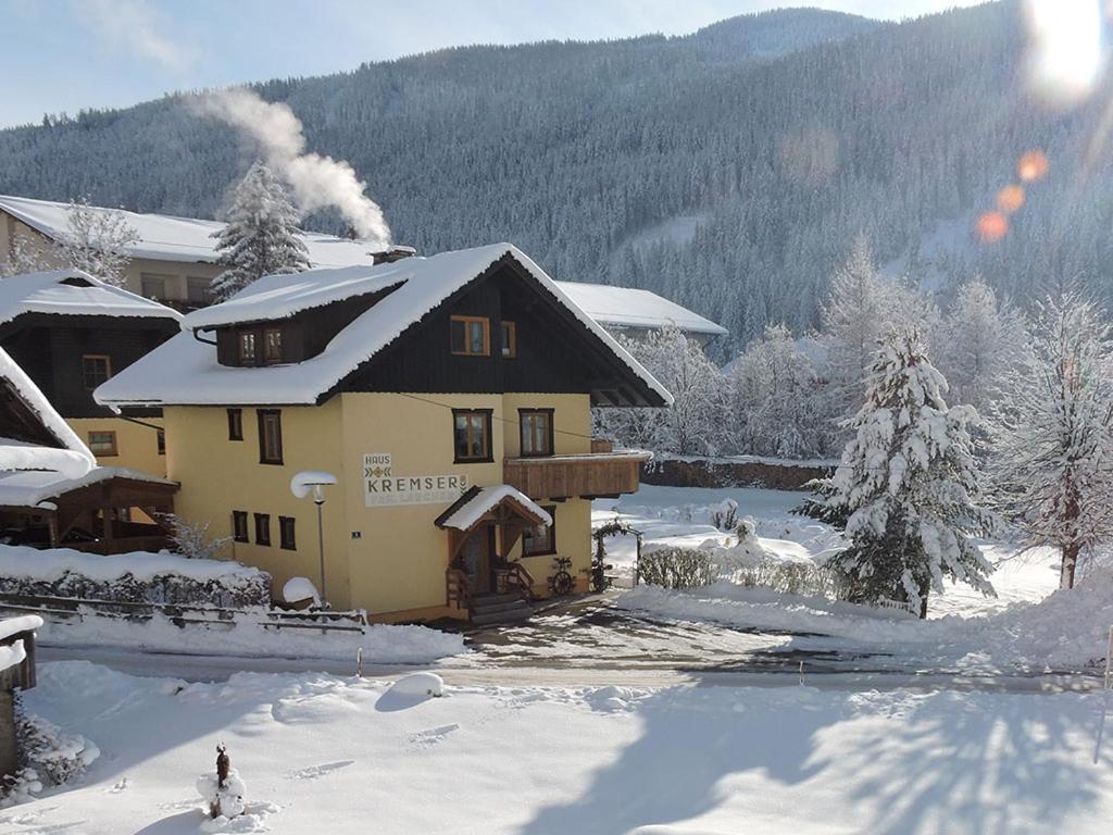 Haus Kremser Бад Кляйнкирххайм Экстерьер фото